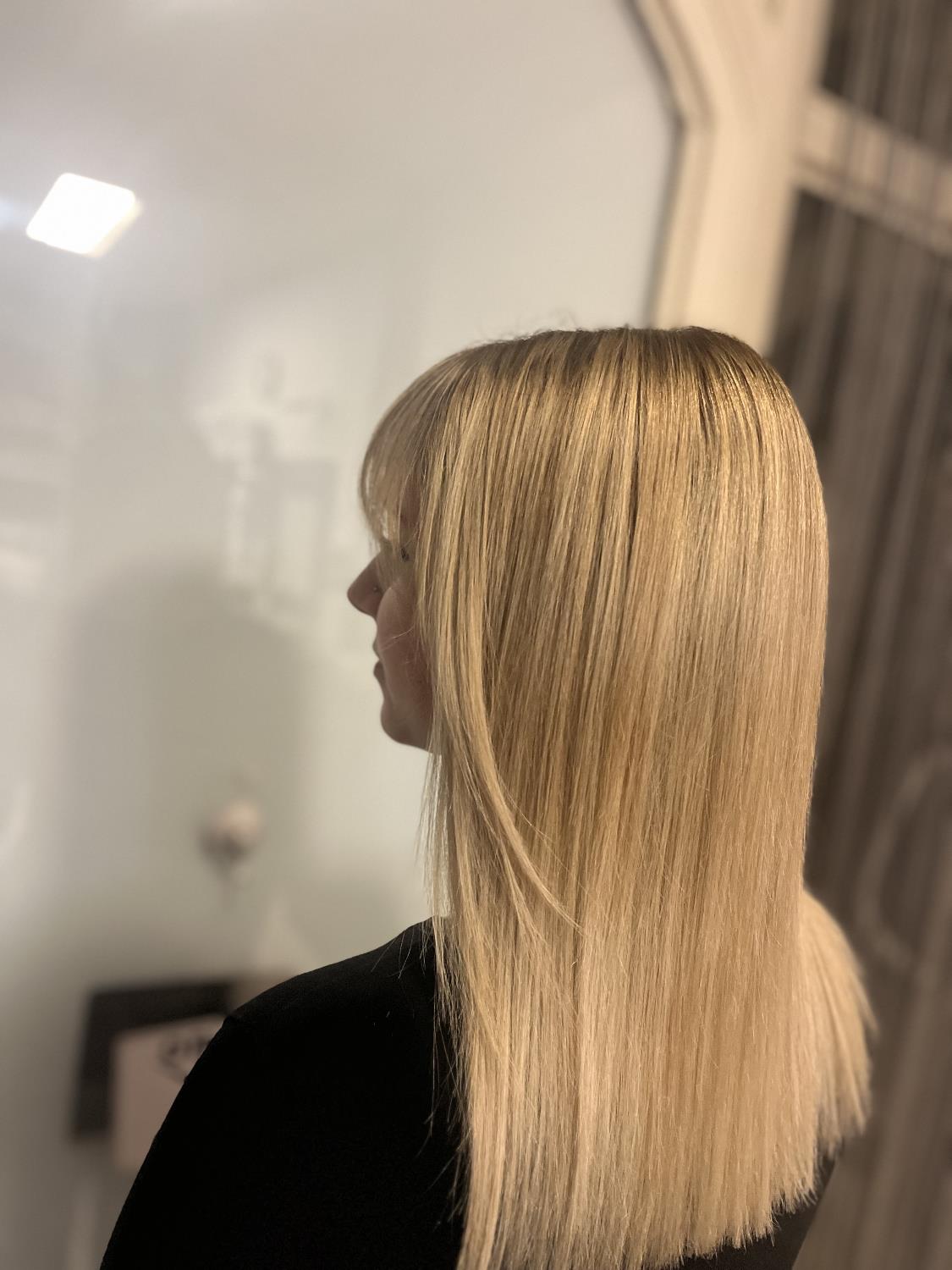 Barna, karamellárnyalatú haj – valódi MOSAIC Hair vendégmunka